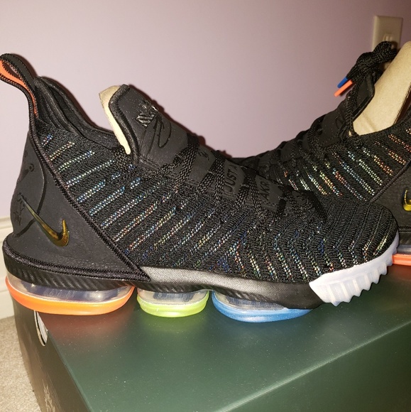 i promise lebron 16